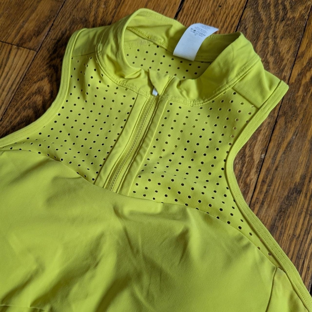 Lululemon Unleash Strength Bra in Yellow Serpentine Size 6 - Picture 5 of 8